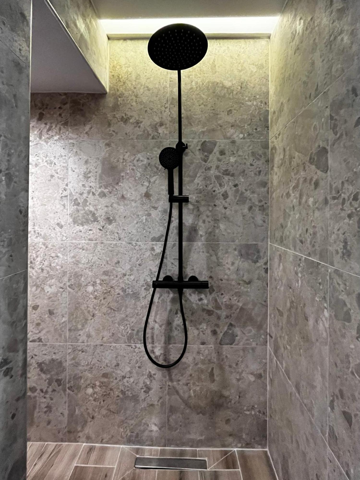 Orfeas Luxury Rooms & Studio 斯科派洛斯 外观 照片